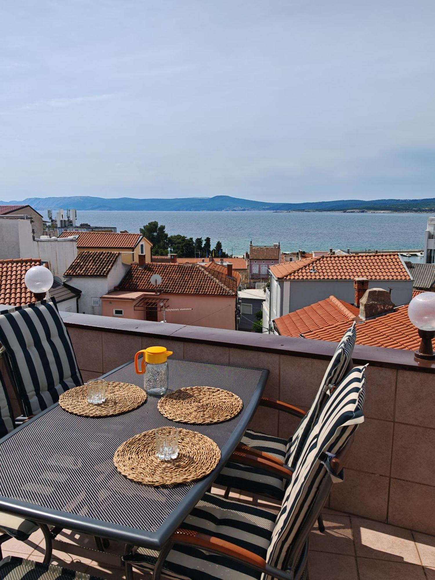Apartman Vera Crikvenica Exteriör bild