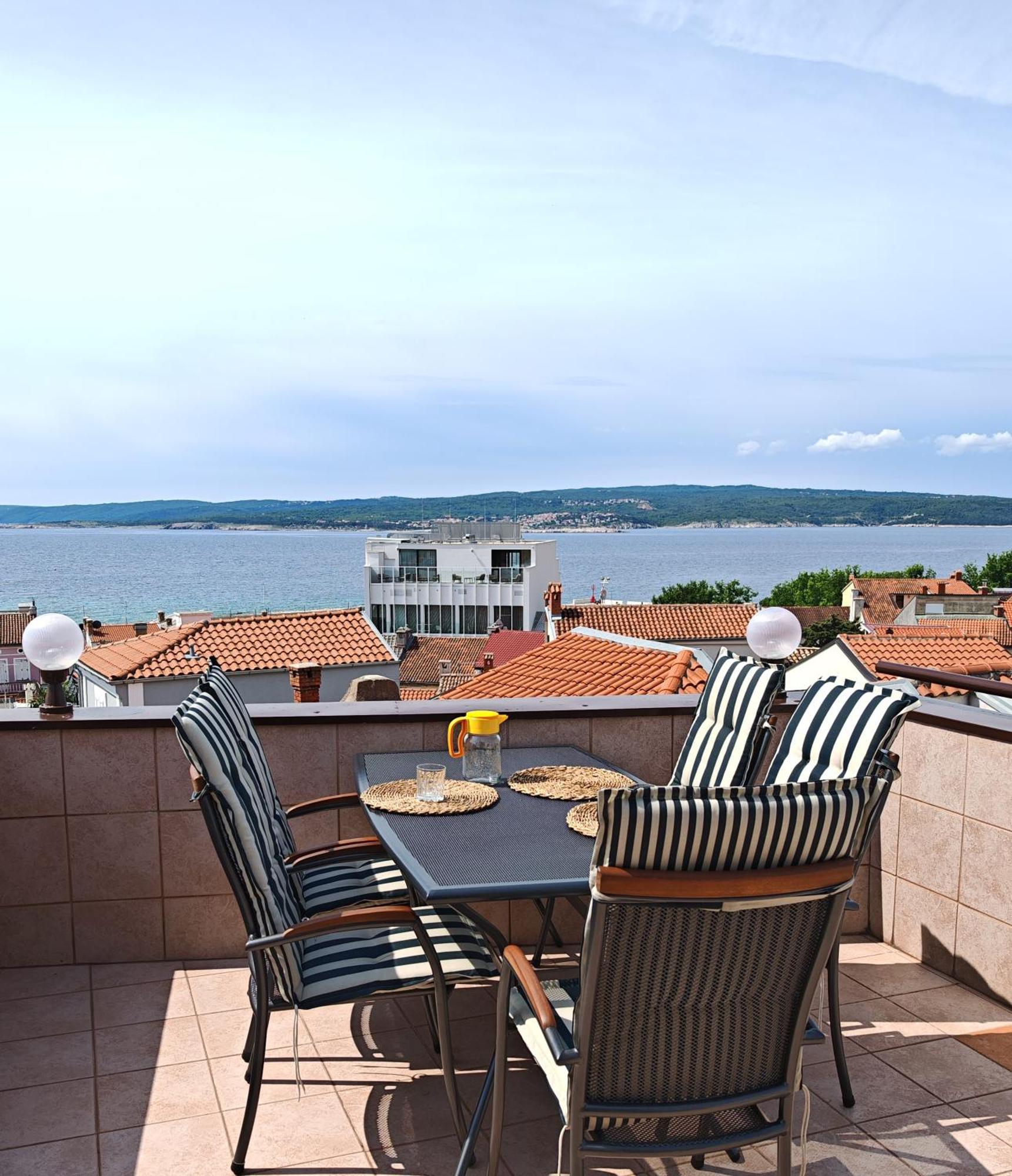 Apartman Vera Crikvenica Exteriör bild